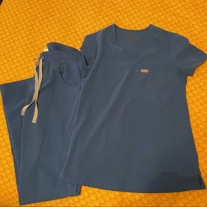 ROYAL XXS/XXS TALL figs SCRUB SET